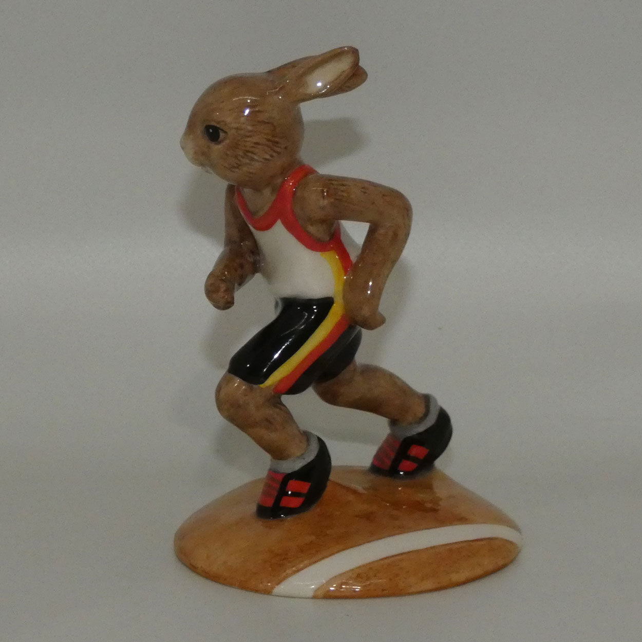 db205-royal-doulton-bunnykins-runner-no-box-no-cert
