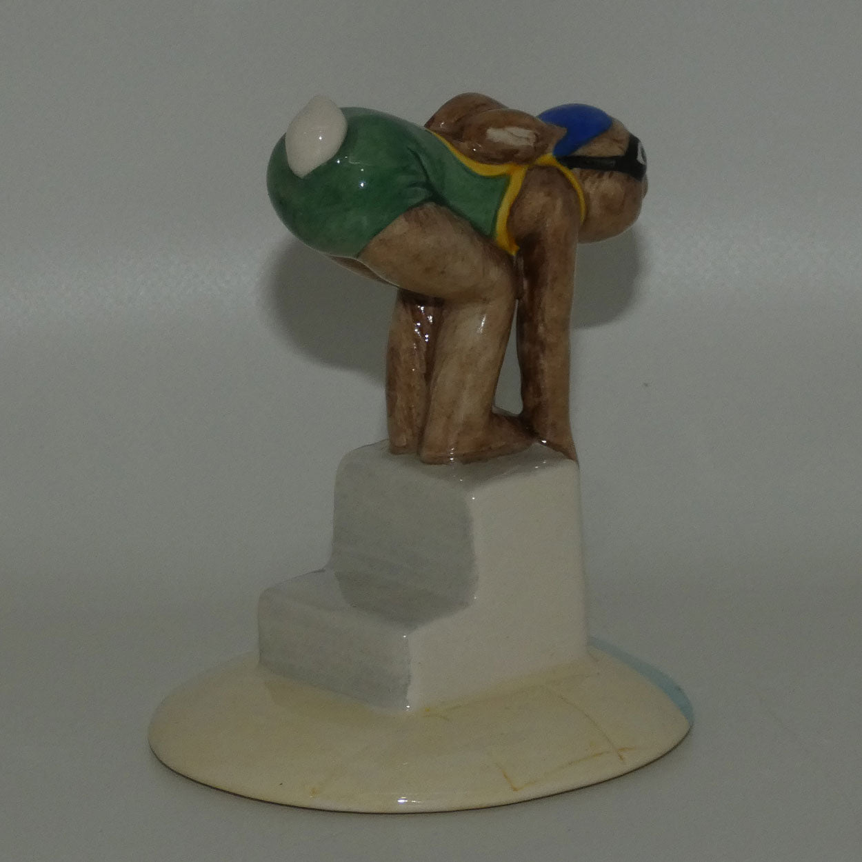 db206-royal-doulton-bunnykins-swimmer-no-box-no-cert