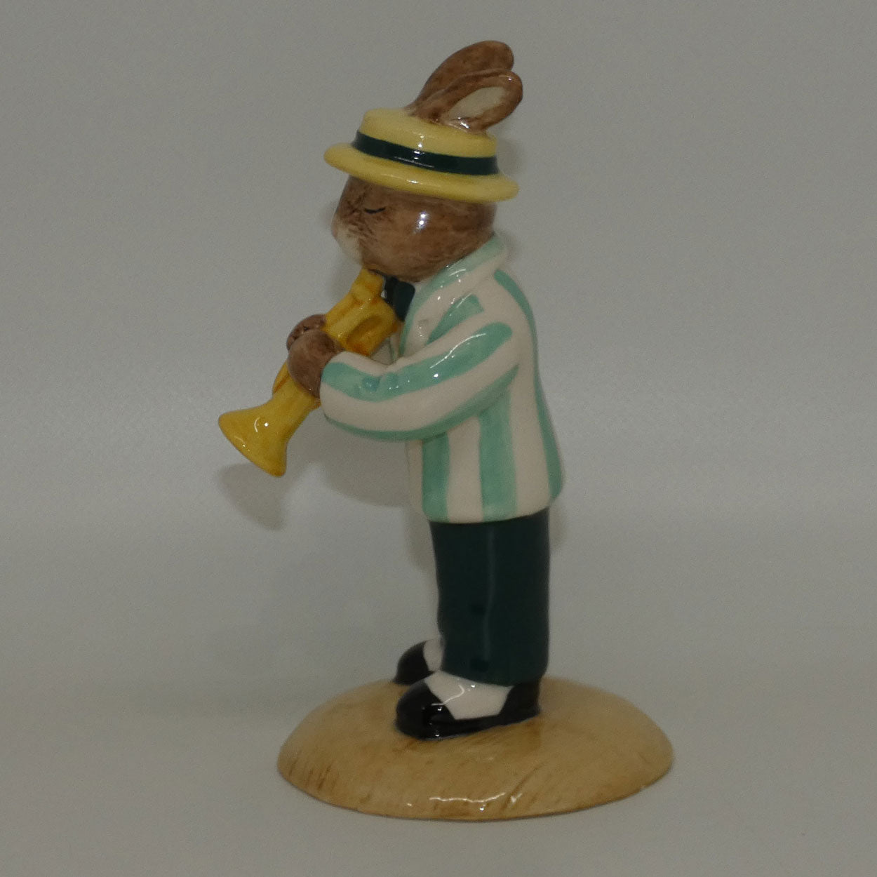 db210-royal-doulton-bunnykins-trumpet-player-box-cert