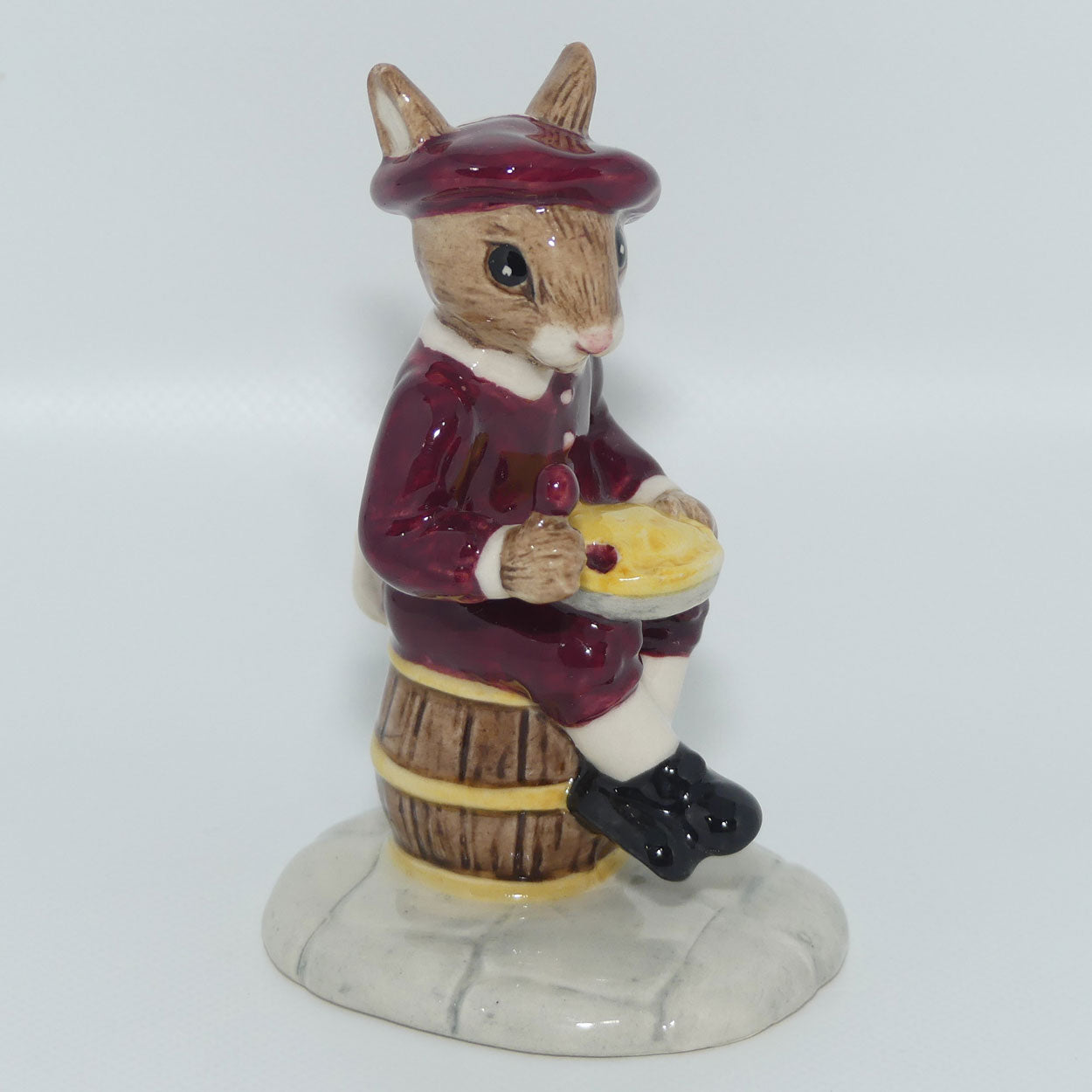 DB221 Royal Doulton Bunnykins Little Jack Horner | boxed