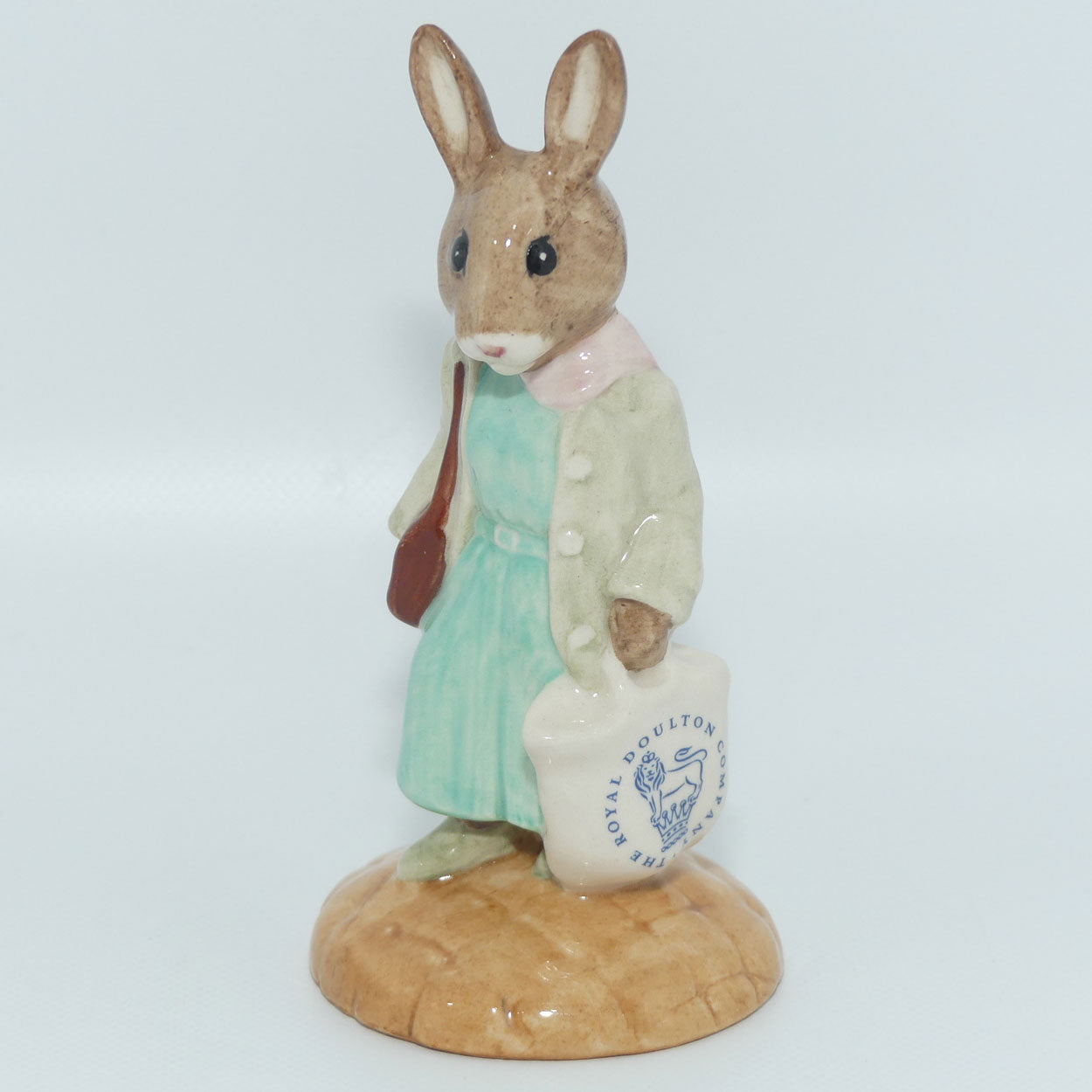 DB233 Royal Doulton Bunnykins Shopper | no box