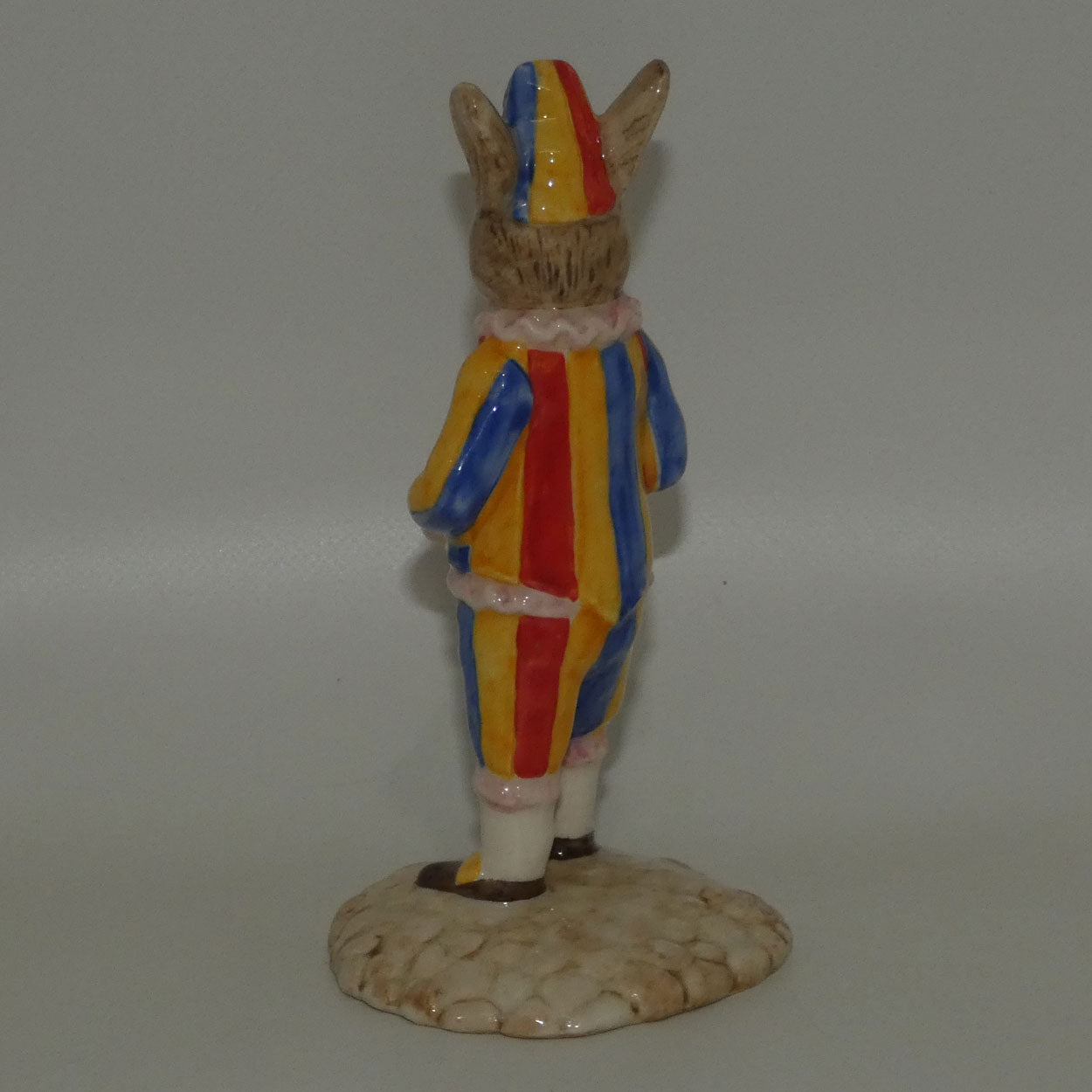 db234-royal-doulton-bunnykins-mr-punch