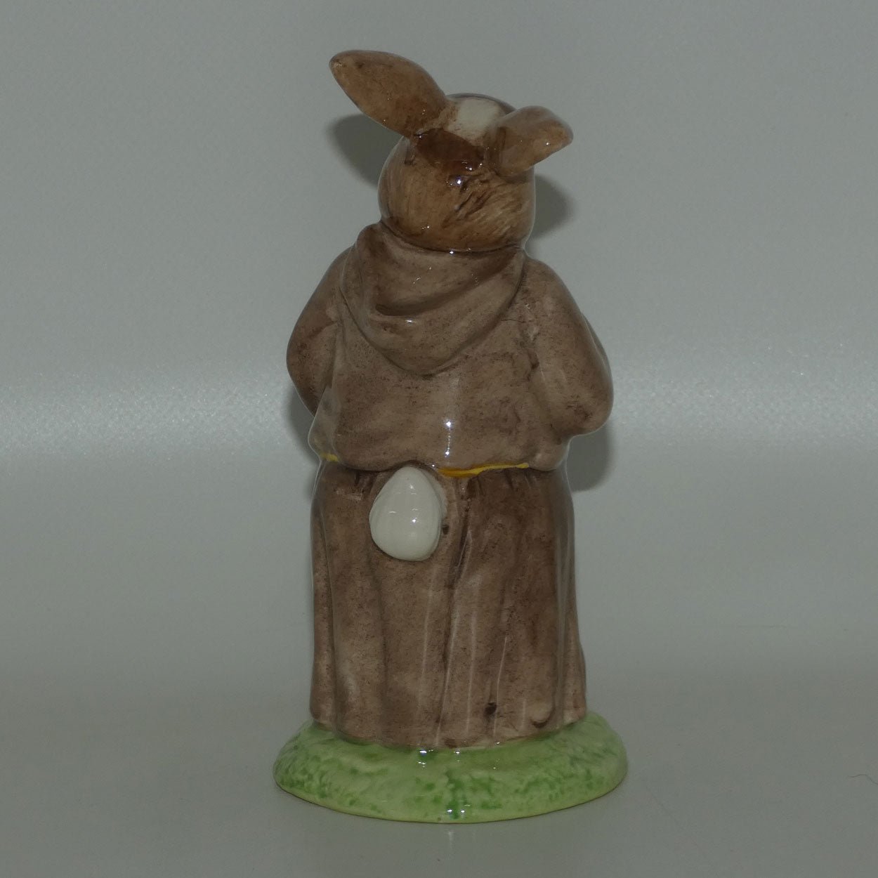 db246-royal-doulton-bunnykins-friar-tuck