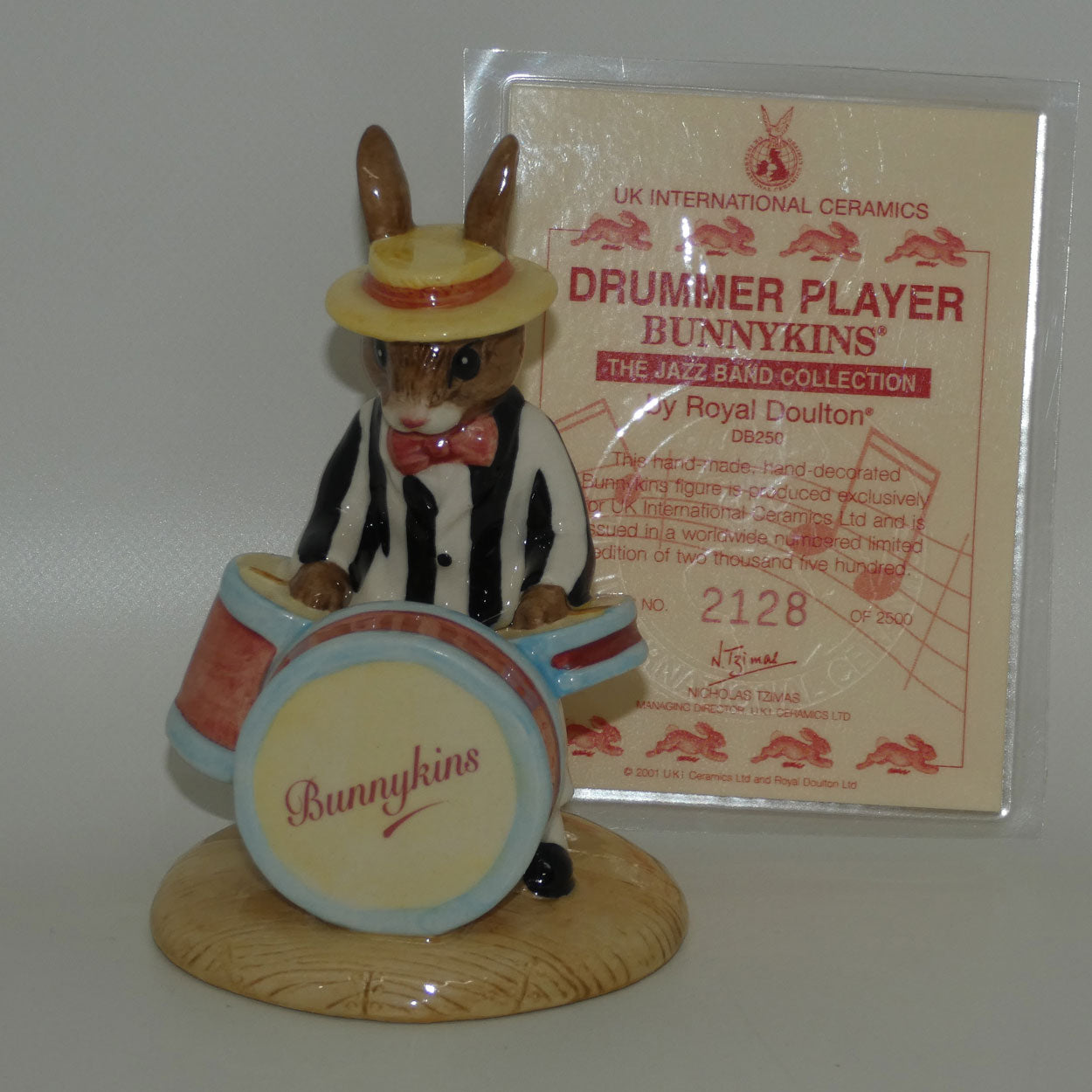db250-royal-doulton-bunnykins-drummer-box-cert