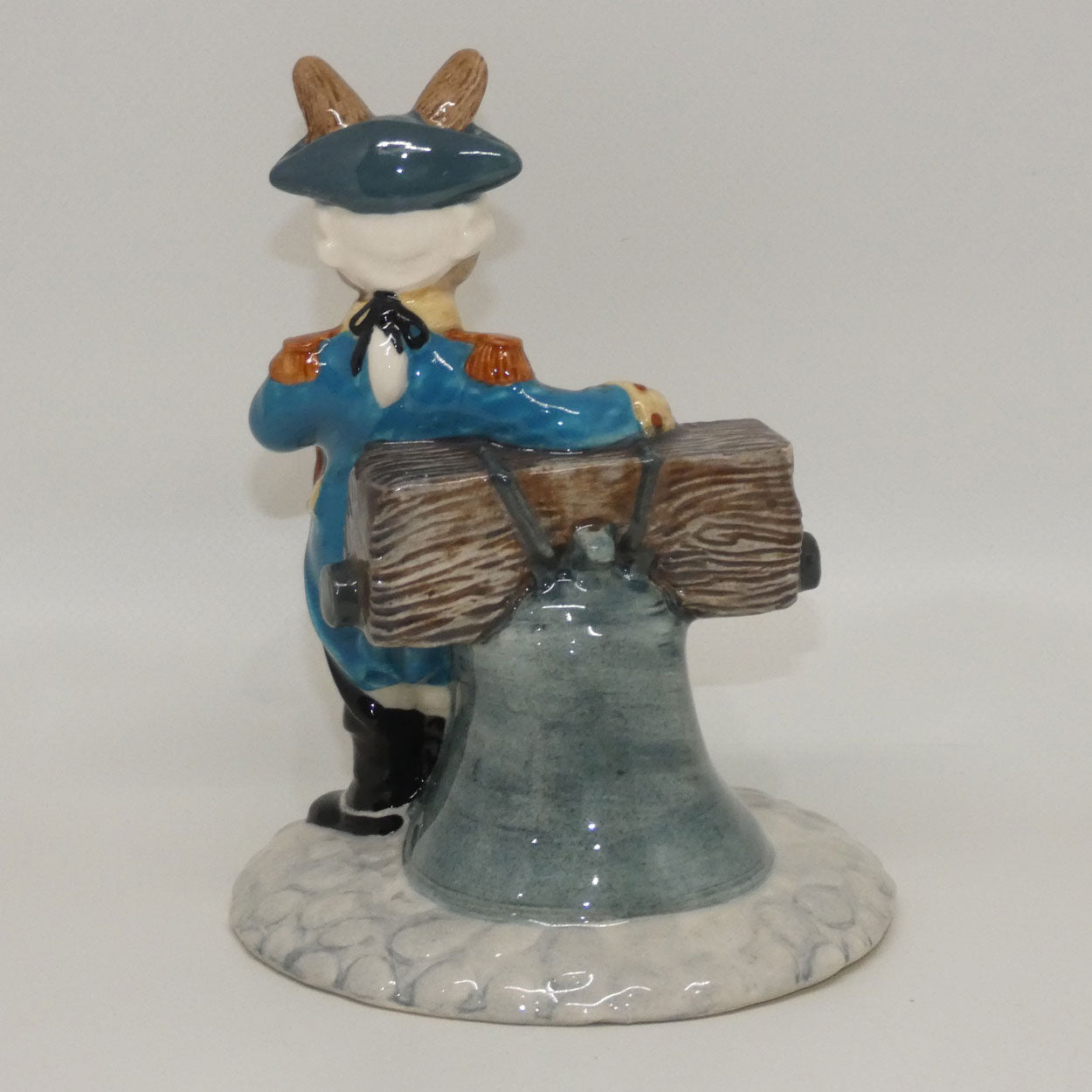 db257-royal-doulton-bunnykins-liberty-bell
