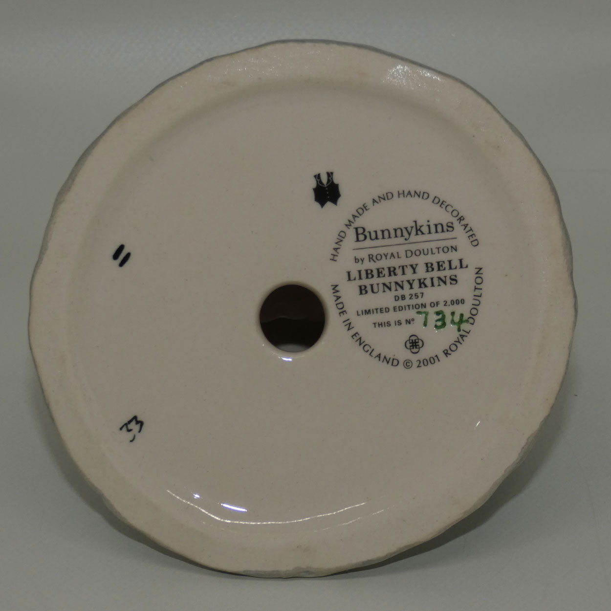 db257-royal-doulton-bunnykins-liberty-bell