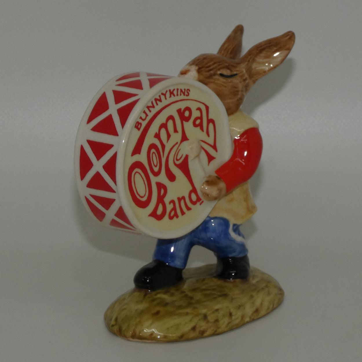 db26a-royal-doulton-bunnykins-drummer