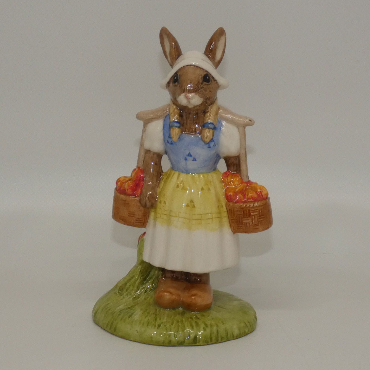 db274-royal-doulton-bunnykins-dutch