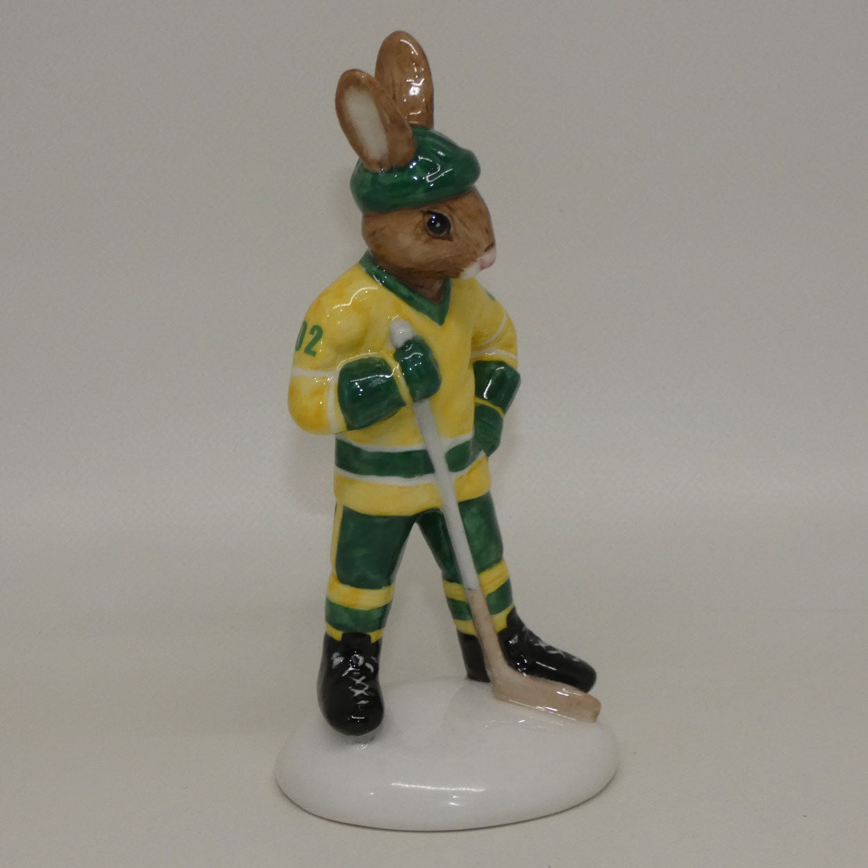 db282-royal-doulton-bunnykins-ice-hockey