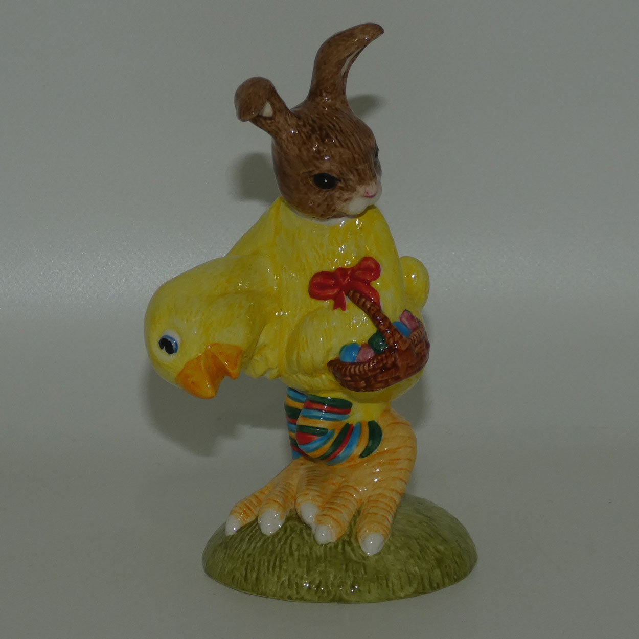db292-royal-doulton-bunnykins-easter-parade