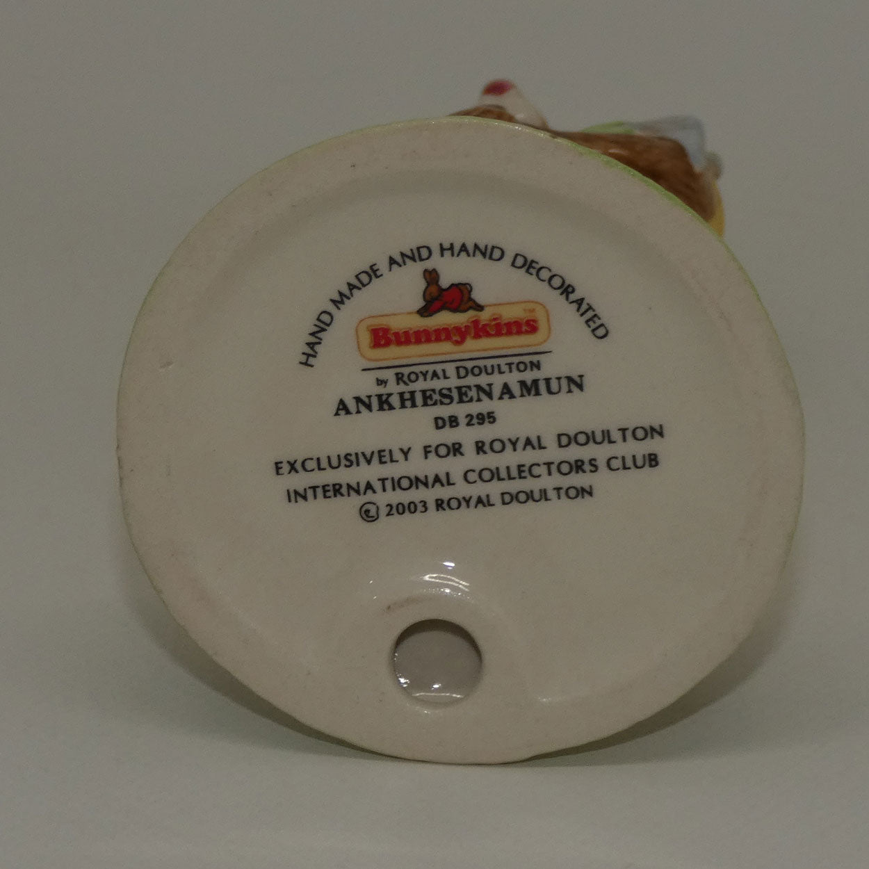 db295-royal-doulton-bunnykins-ankhesenamun