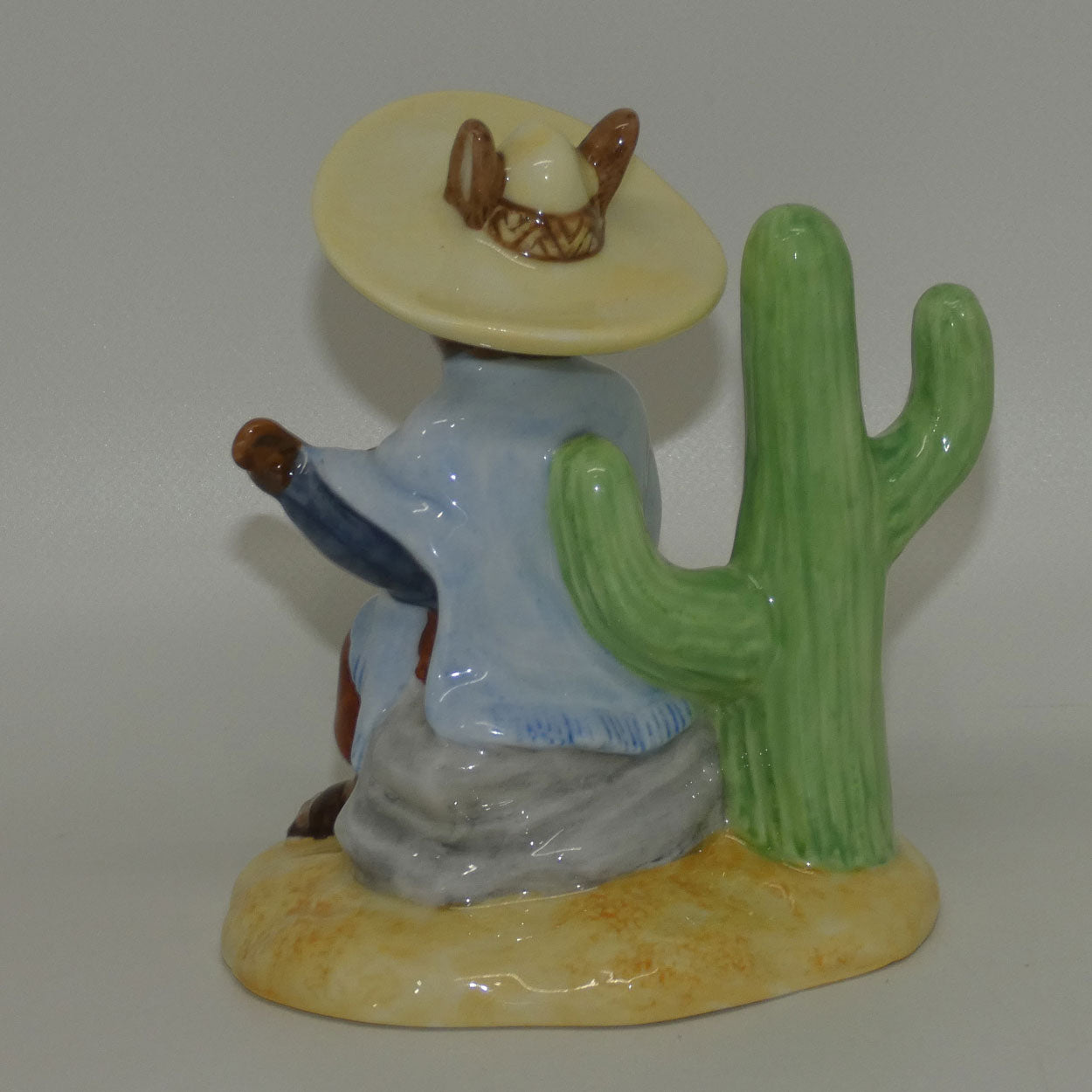 db316-royal-doulton-bunnykins-mexican