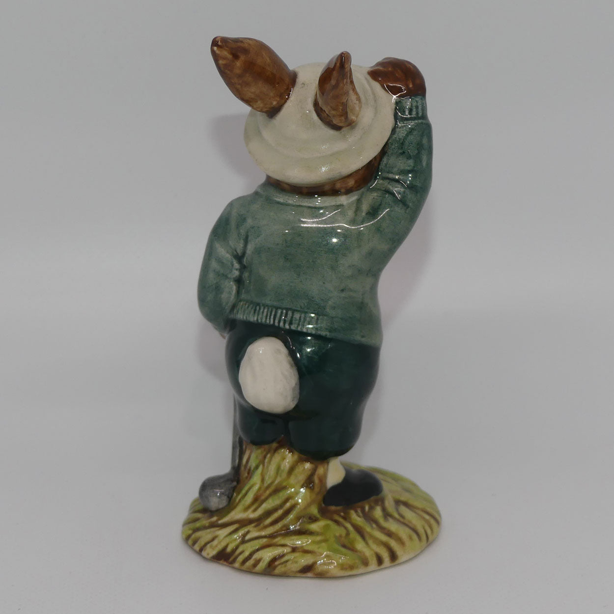 db032-royal-doulton-bunnykins-bogey-no-box