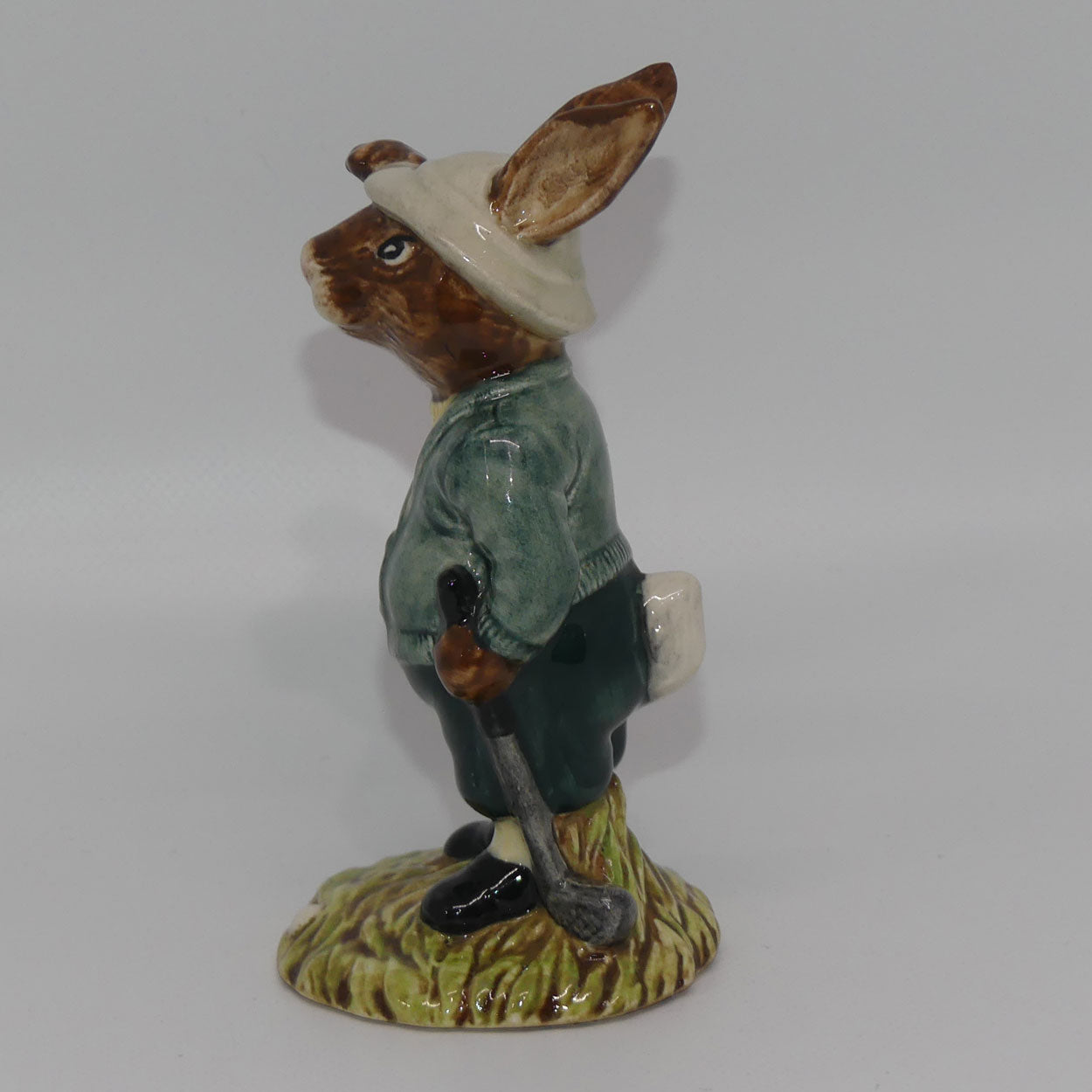 db032-royal-doulton-bunnykins-bogey-no-box