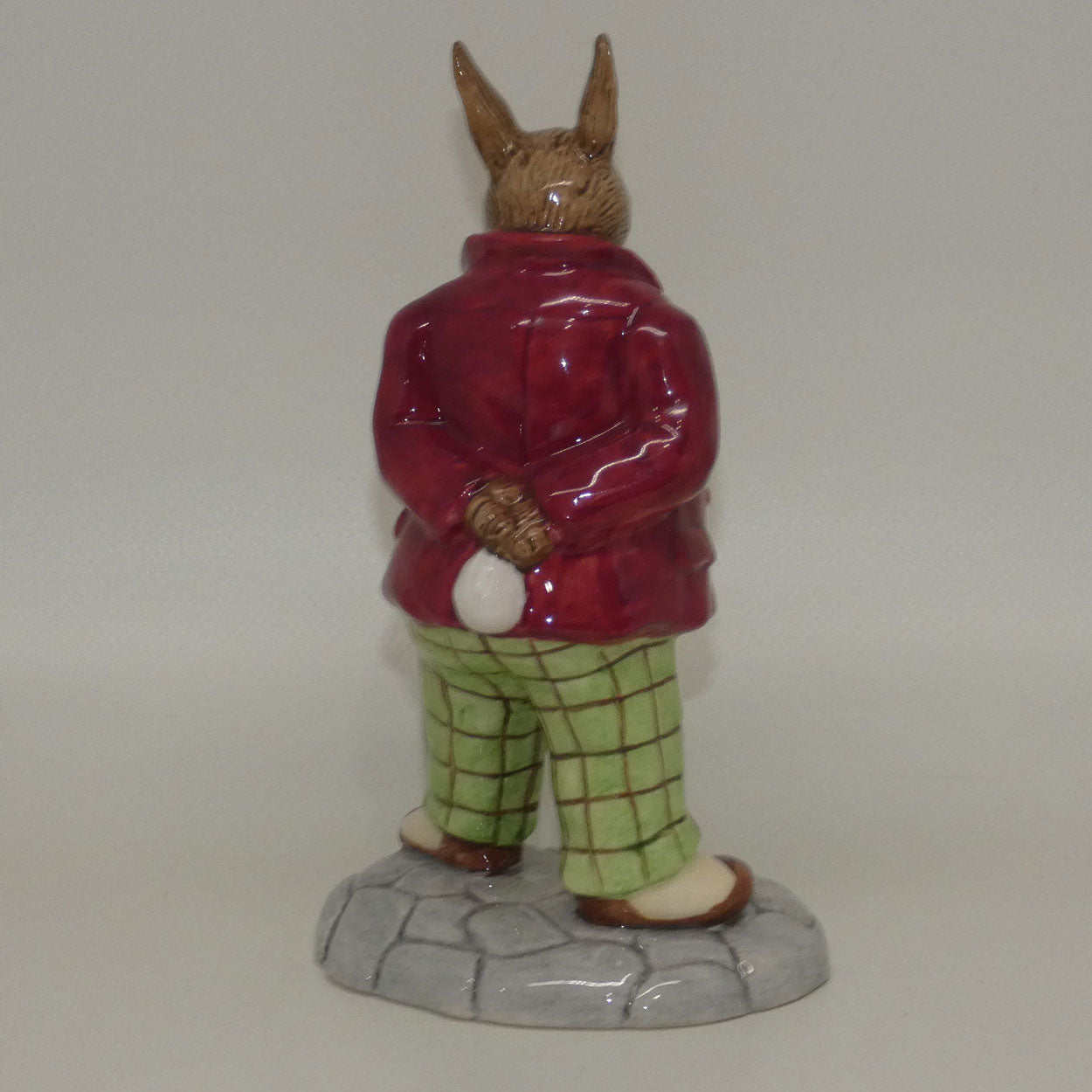 db404-royal-doulton-bunnykins-father