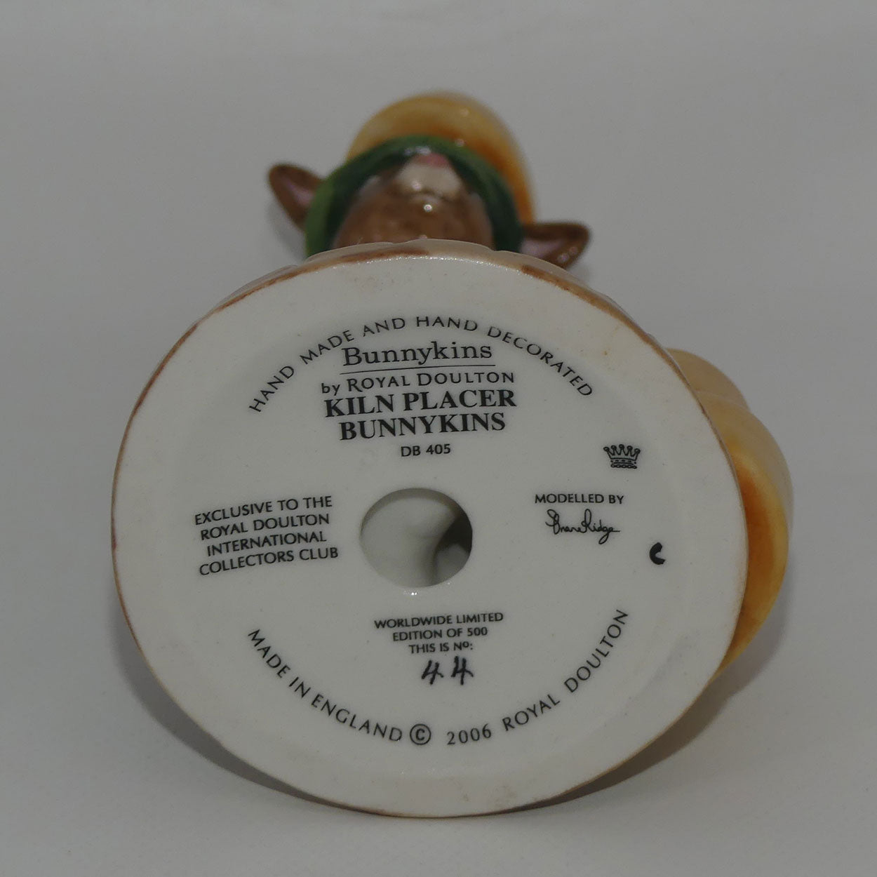 db405-royal-doulton-bunnykins-kiln-placer