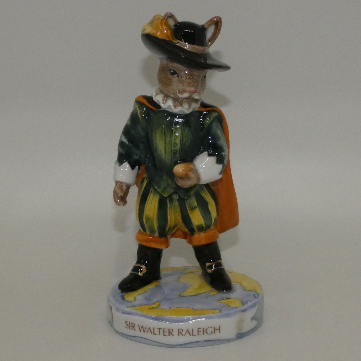 db416-royal-doulton-bunnykins-sir-walter-raleigh