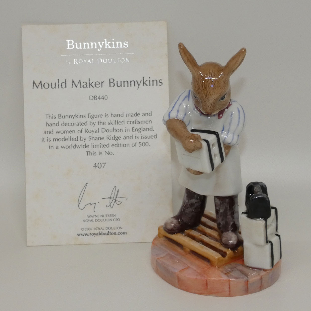 db440-royal-doulton-bunnykins-mould-maker