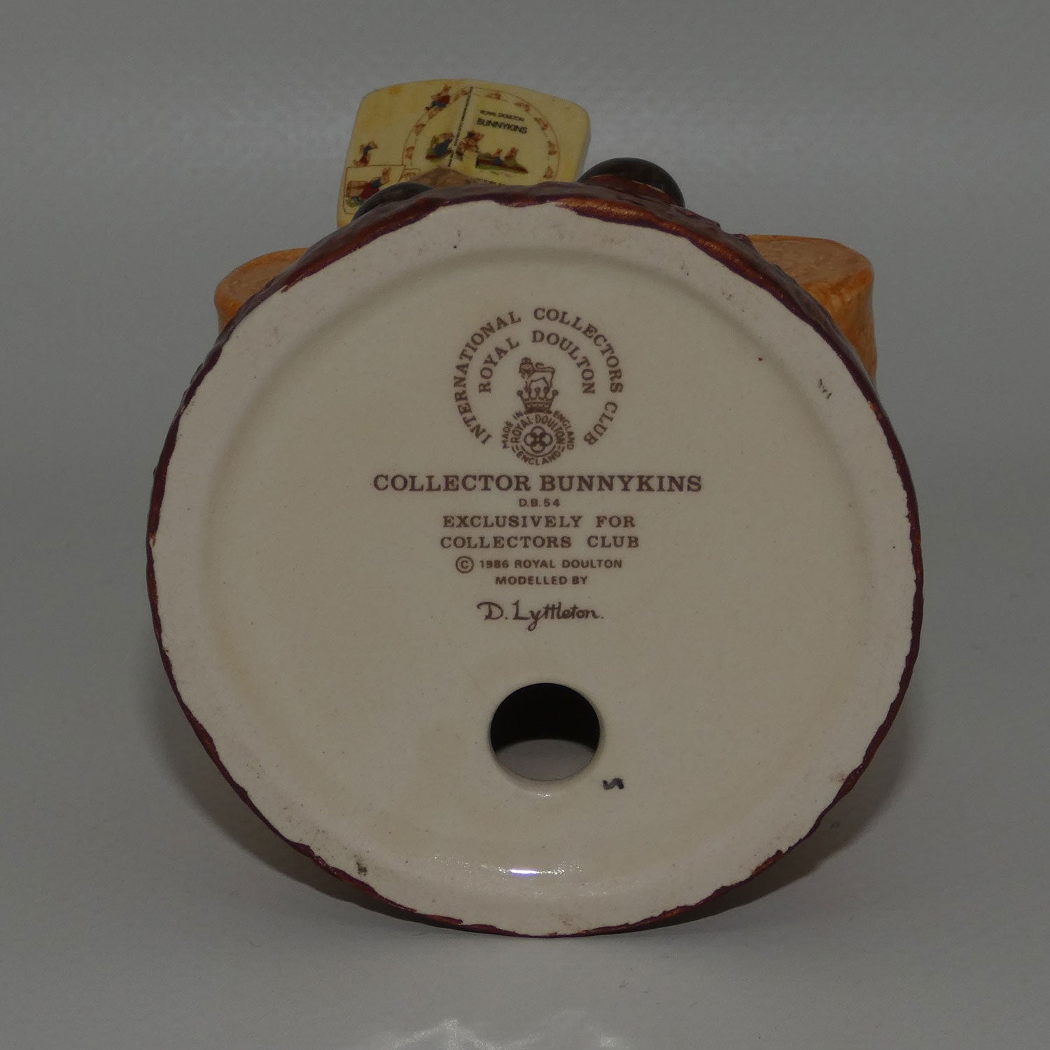 DB054 Royal Doulton Bunnykins Collector | no box