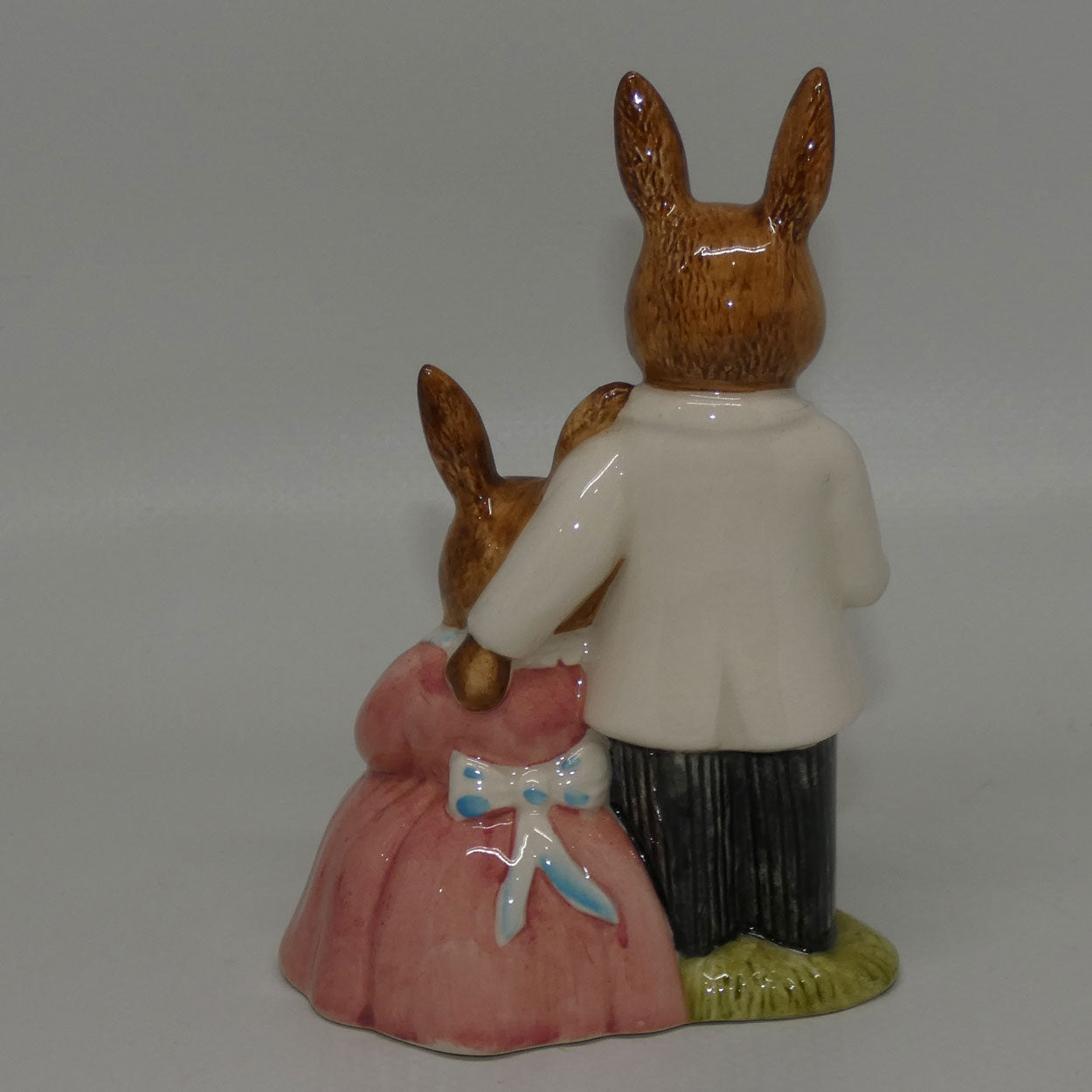 DB67 Royal Doulton Bunnykins Family Photograph | White & Pink | signed