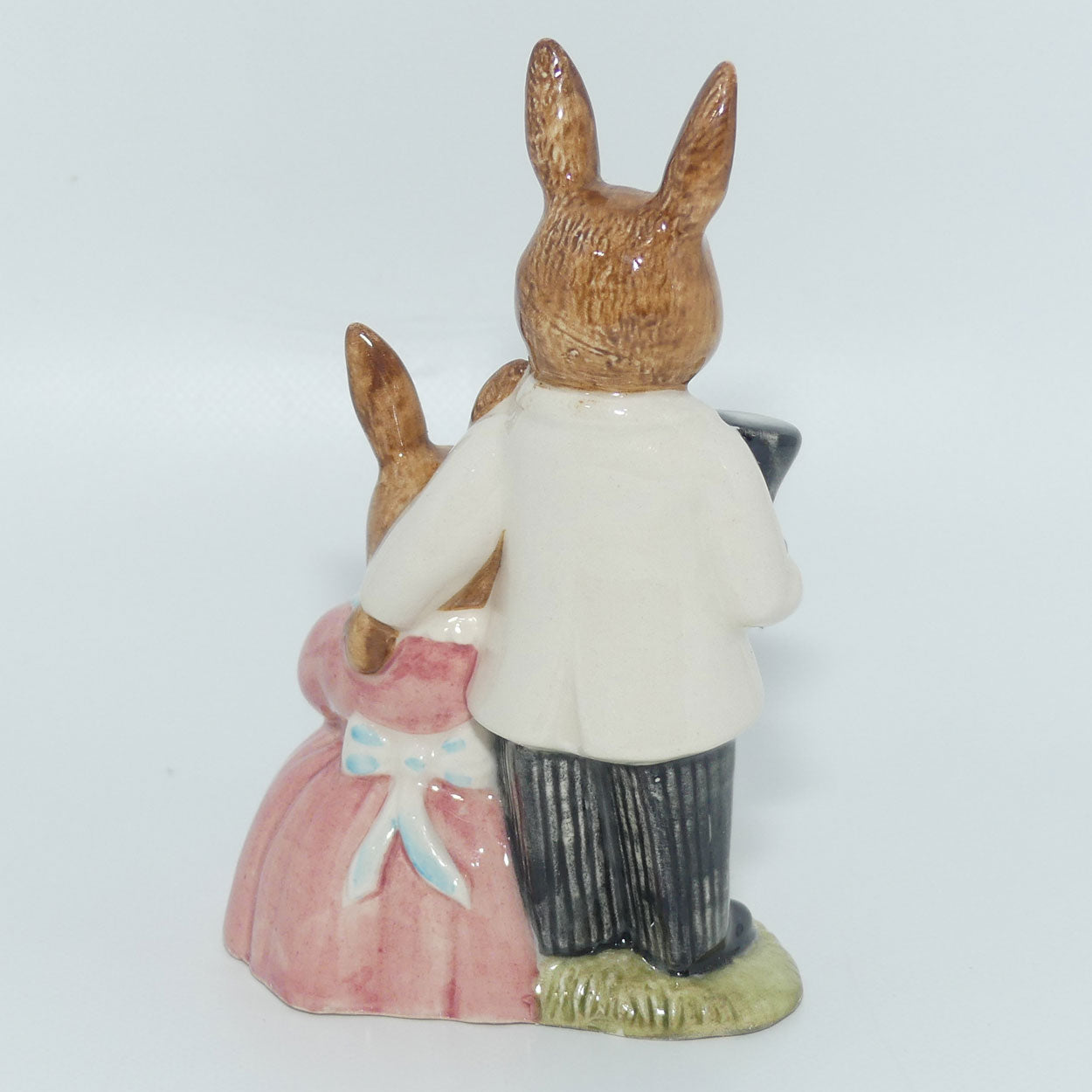 DB67 Royal Doulton Bunnykins Family Photograph | White & Pink | signed | boxed