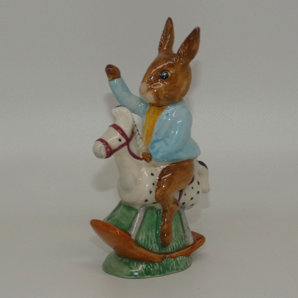 db078-royal-doulton-bunnykins-tally-ho