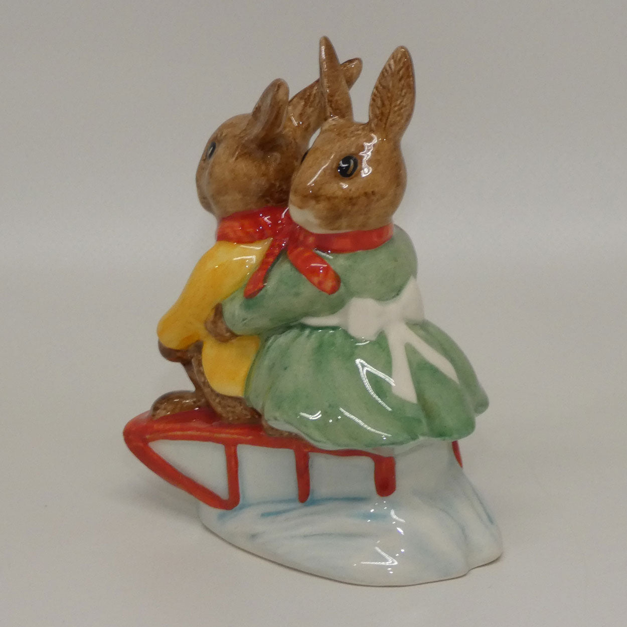 db81-royal-doulton-bunnykins-sleigh-ride