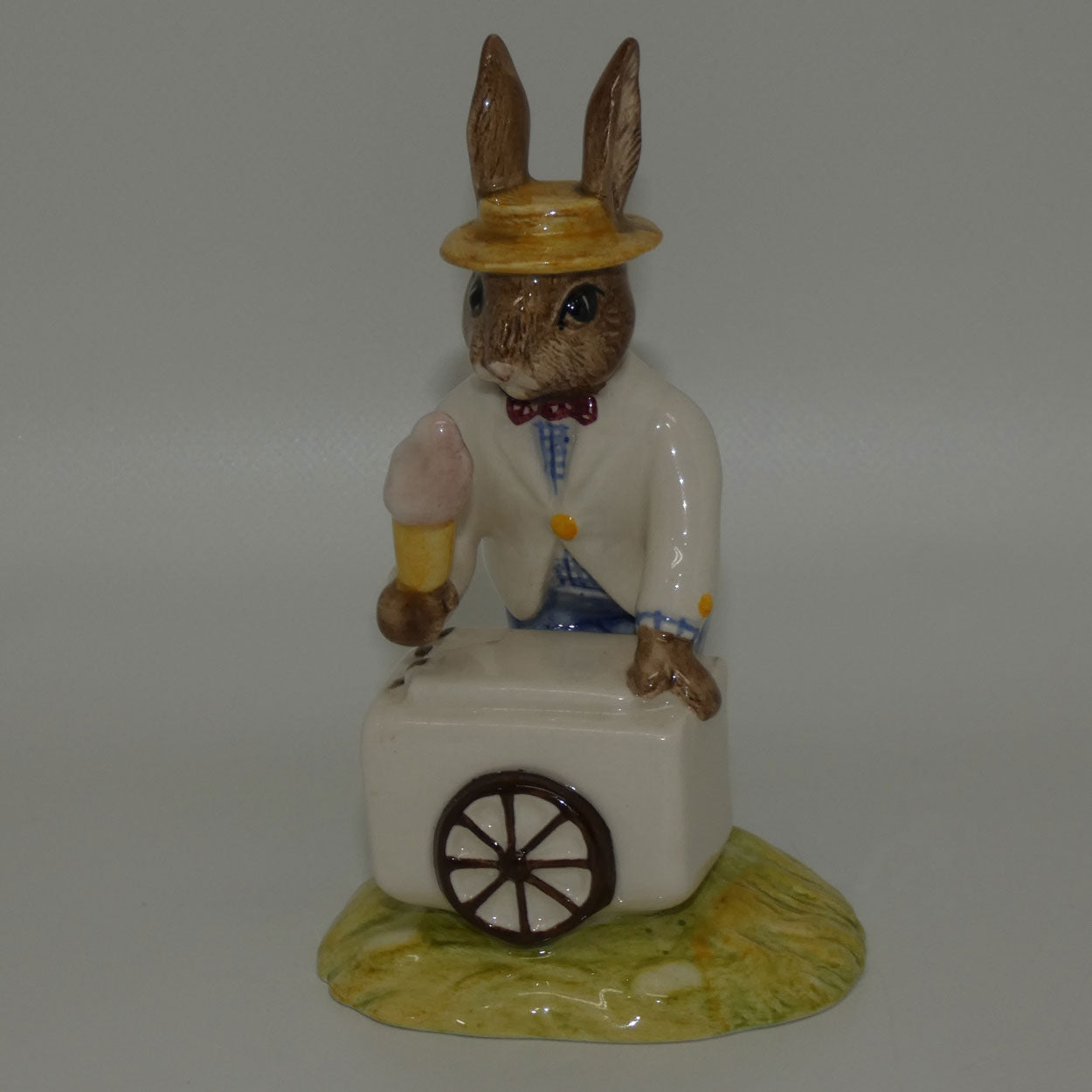 db82-royal-doulton-bunnykins-ice-cream