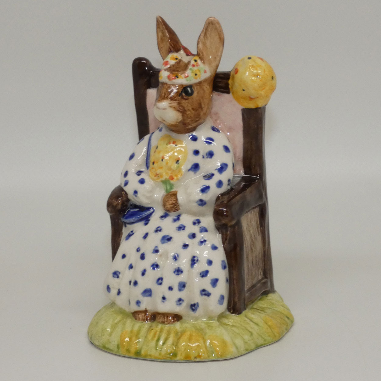 DB83 Royal Doulton Bunnykins Susan Bunnykins as Queen of the May | boxed