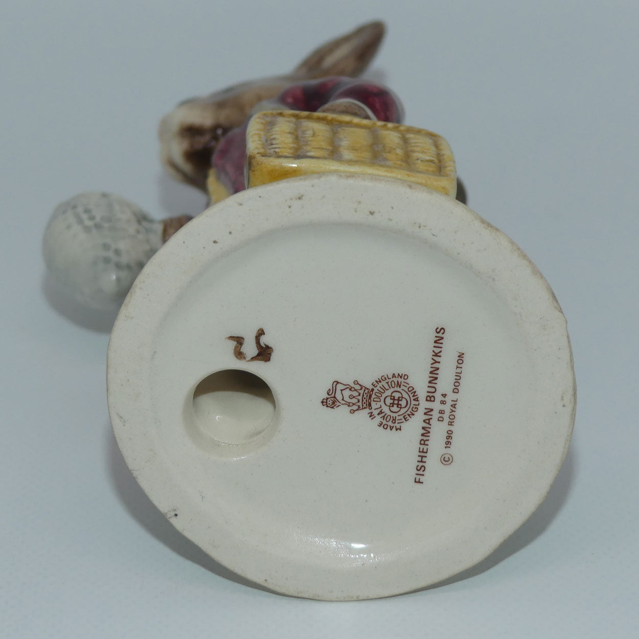 db084-royal-doulton-bunnykins-fisherman-no-box