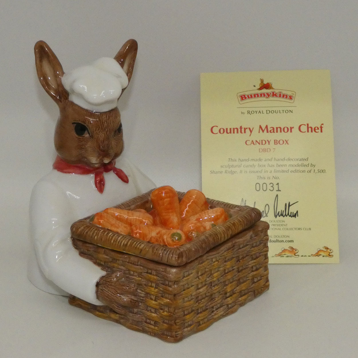 dbd7-royal-doulton-bunnykins-country-manor-chef-candy-box-country-manor
