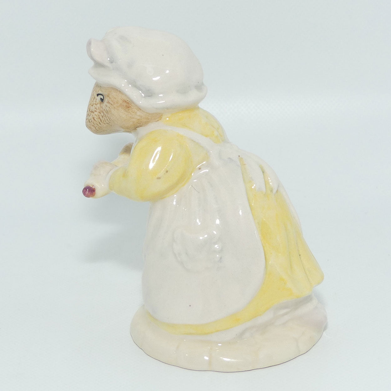 DBH15 Royal Doulton Brambly Hedge figure | Mrs Crustybread