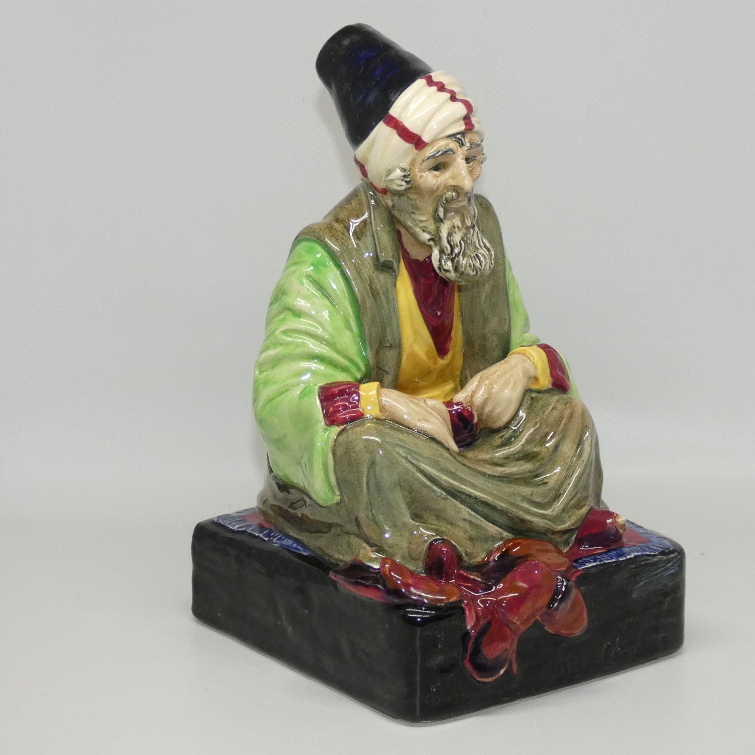 hn1283-royal-doulton-figure-the-cobbler-green-grey