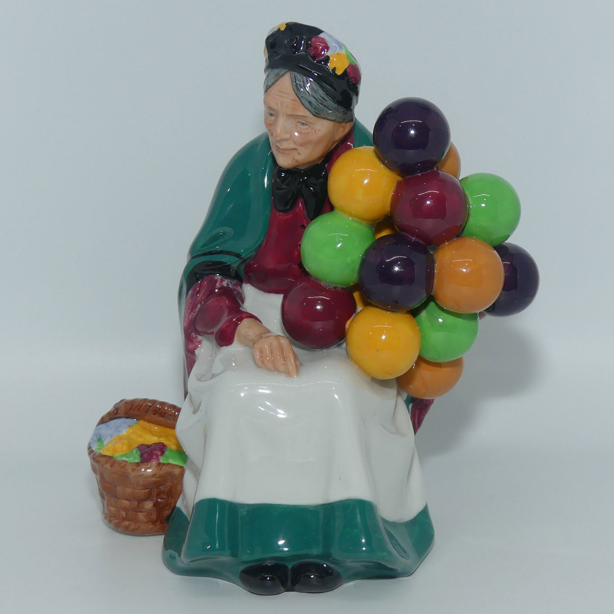 HN1315 Royal Doulton figure The Old Balloon Seller | Character Figurines