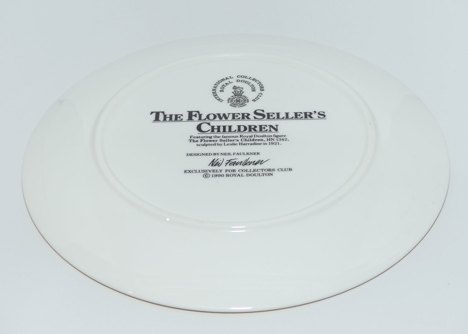 HN1342 Royal Doulton figure The Flower Seller's Children | companion plate