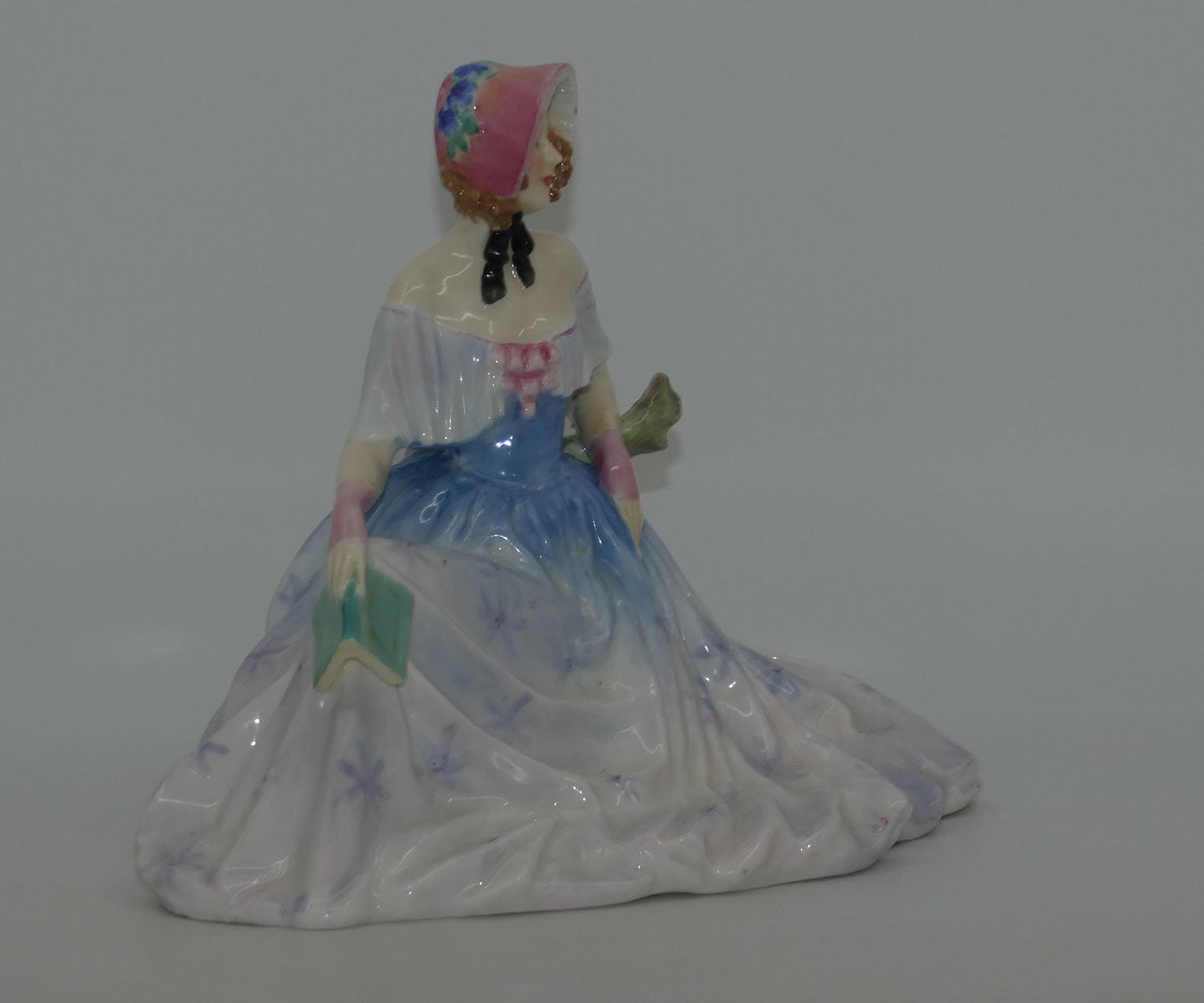 hn1856-royal-doulton-figure-memories-blue