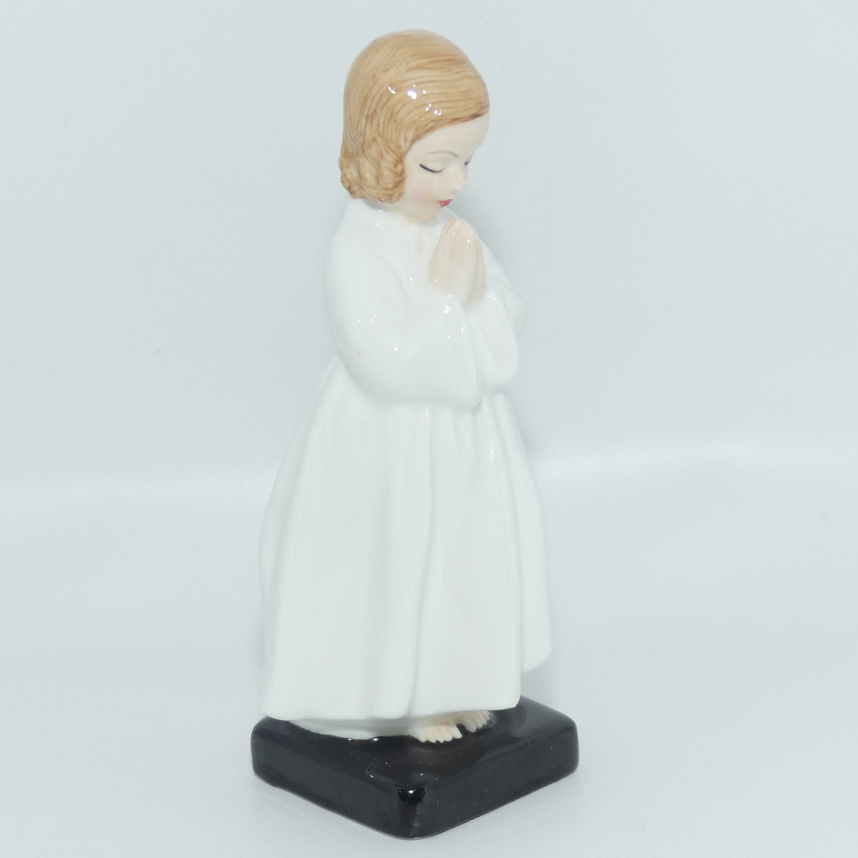 HN1978 Royal Doulton figure Bedtime | Darker Hair