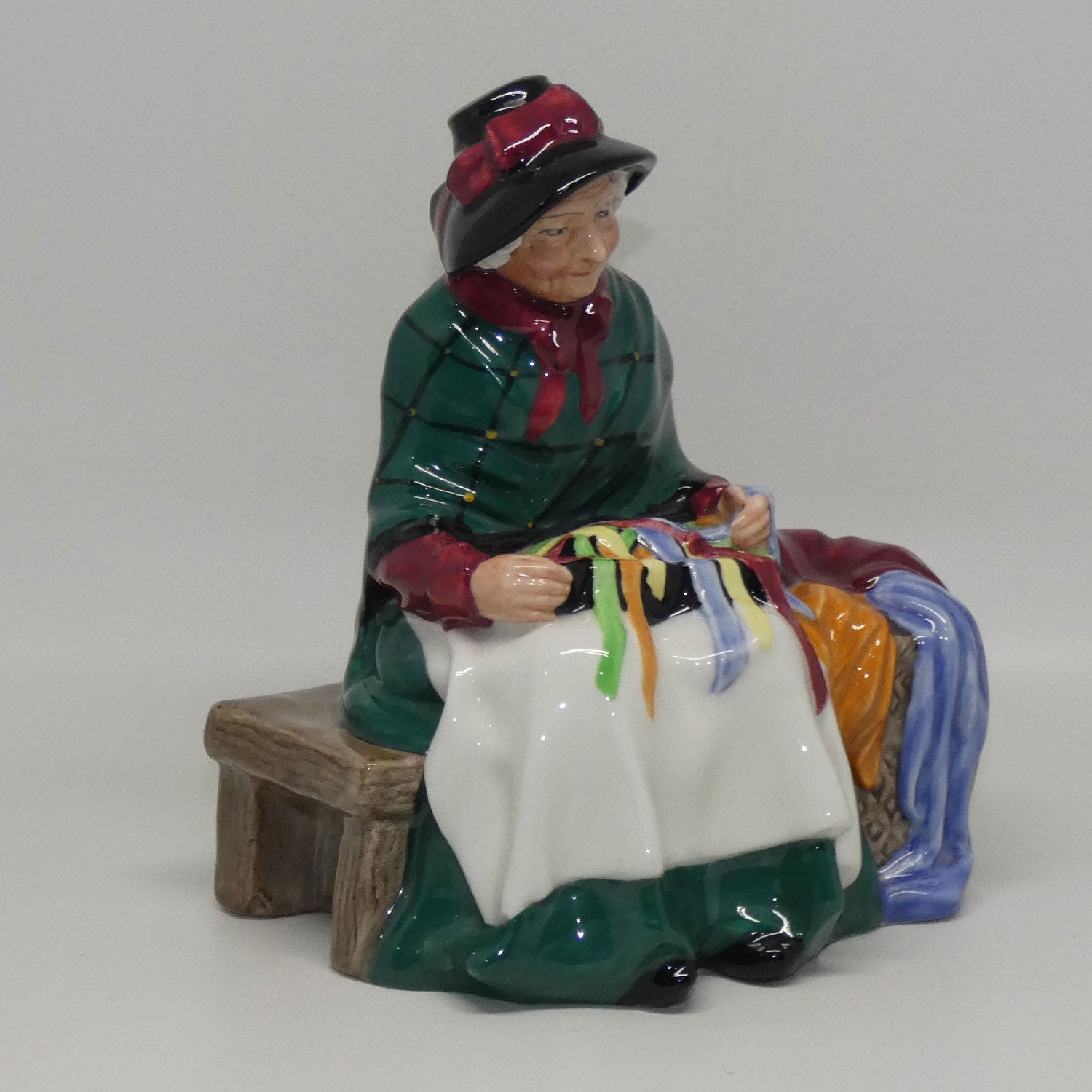 hn2017-royal-doulton-figure-silks-and-ribbons