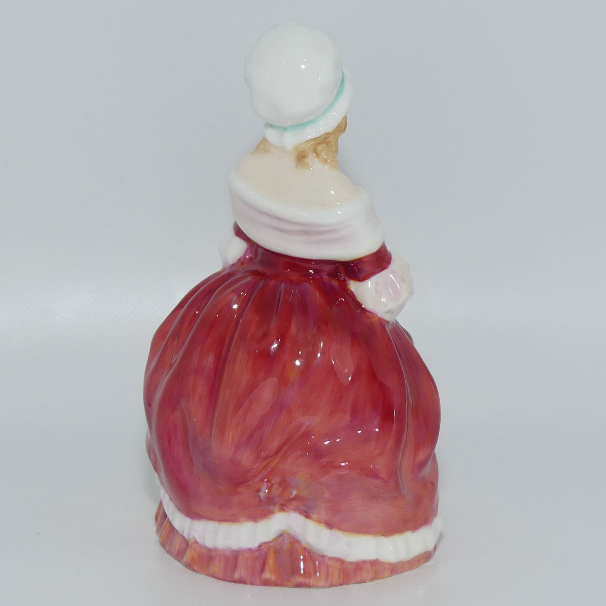 HN2038 Royal Doulton figure Peggy | 1970 version