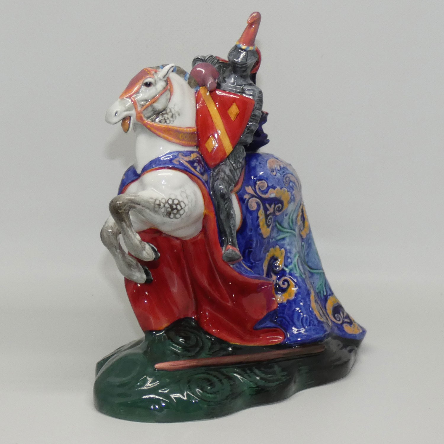 hn2041-royal-doulton-figure-the-broken-lance