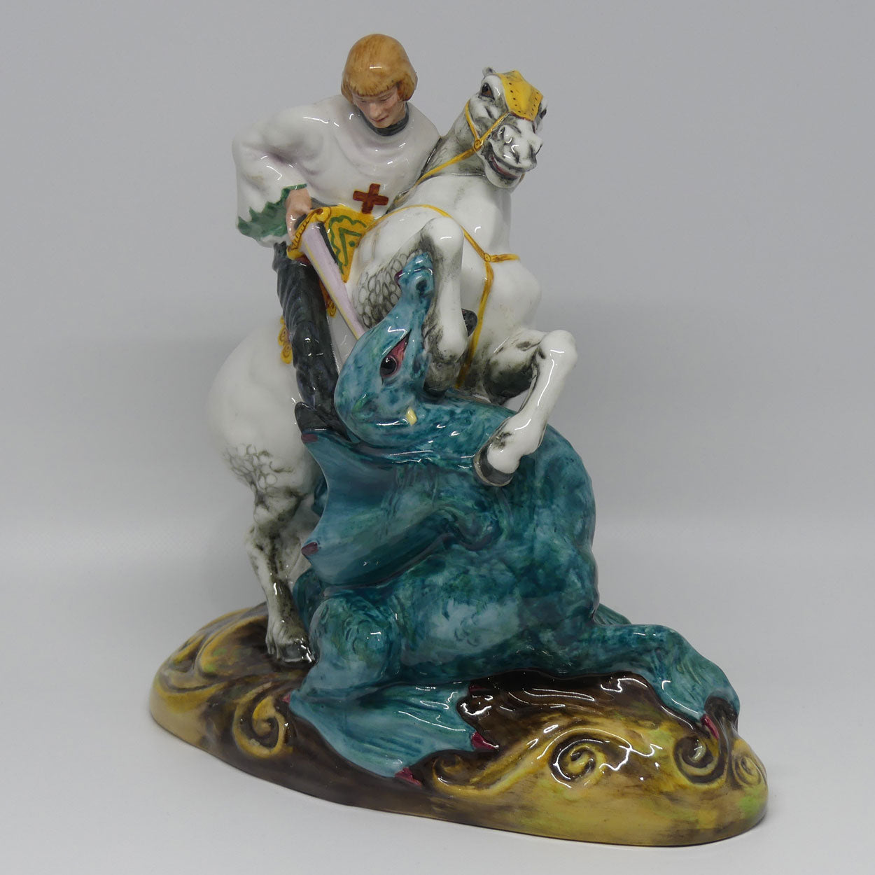 hn2051-royal-doulton-figure-st-george