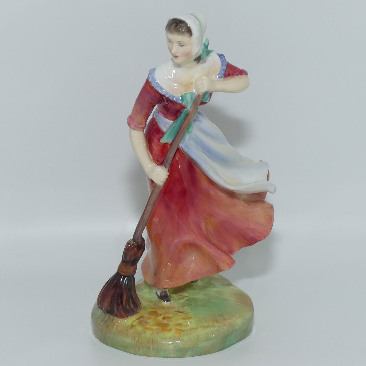 HN2087 Royal Doulton figurine Autumn | The Seasons