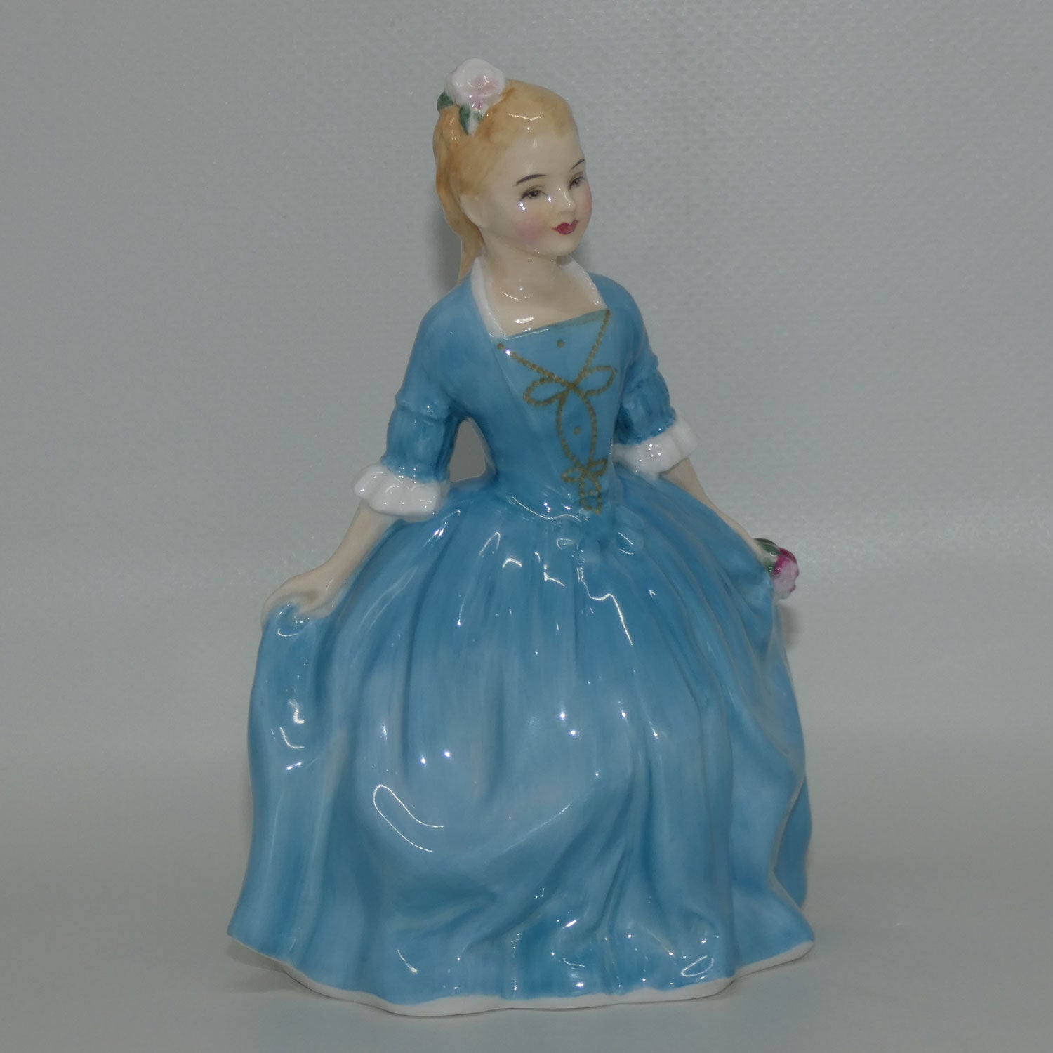 hn2154-royal-doulton-figure-a-child-from-williamsburg