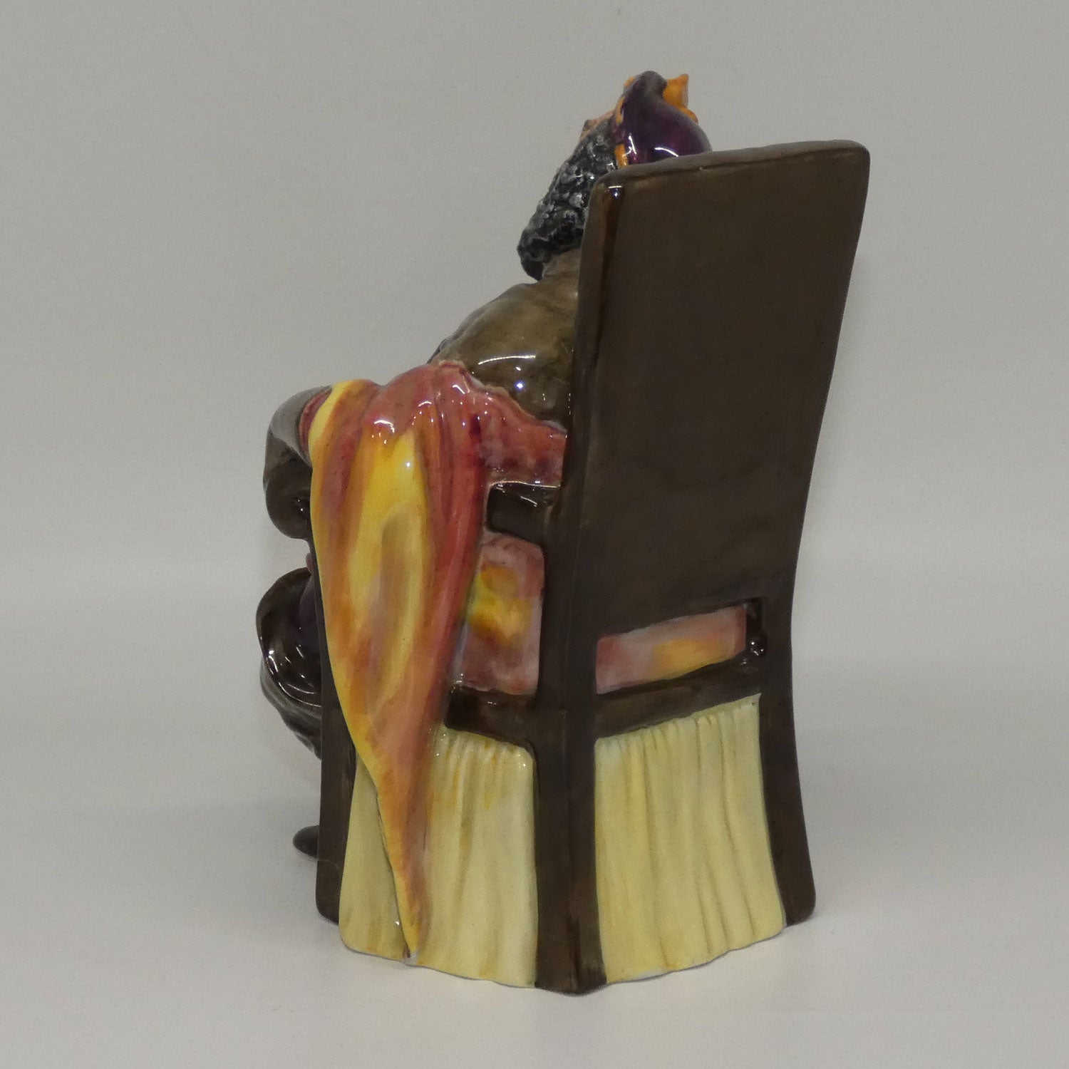 hn2162-royal-doulton-figure-the-foaming-quart