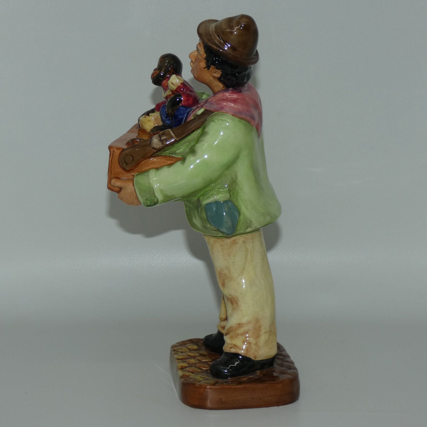 hn2173-royal-doulton-figure-the-organ-grinder
