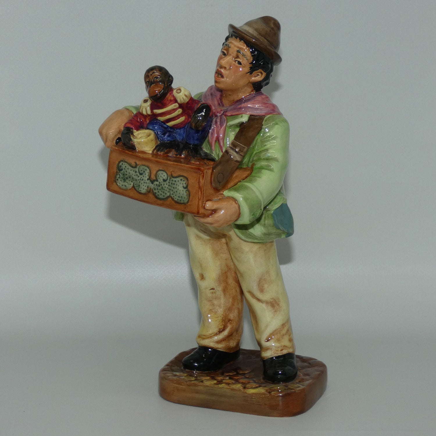 hn2173-royal-doulton-figure-the-organ-grinder