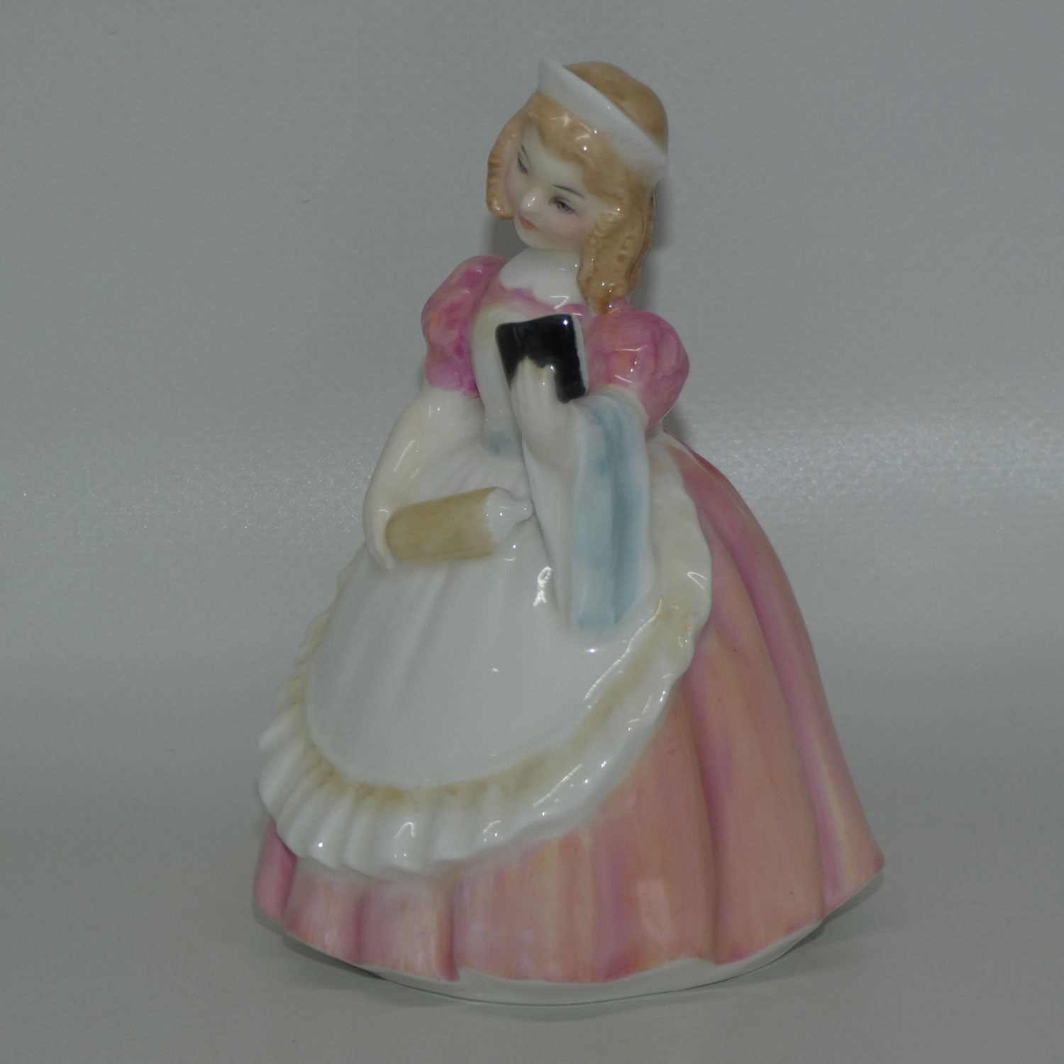 hn2218-royal-doulton-figure-cookie