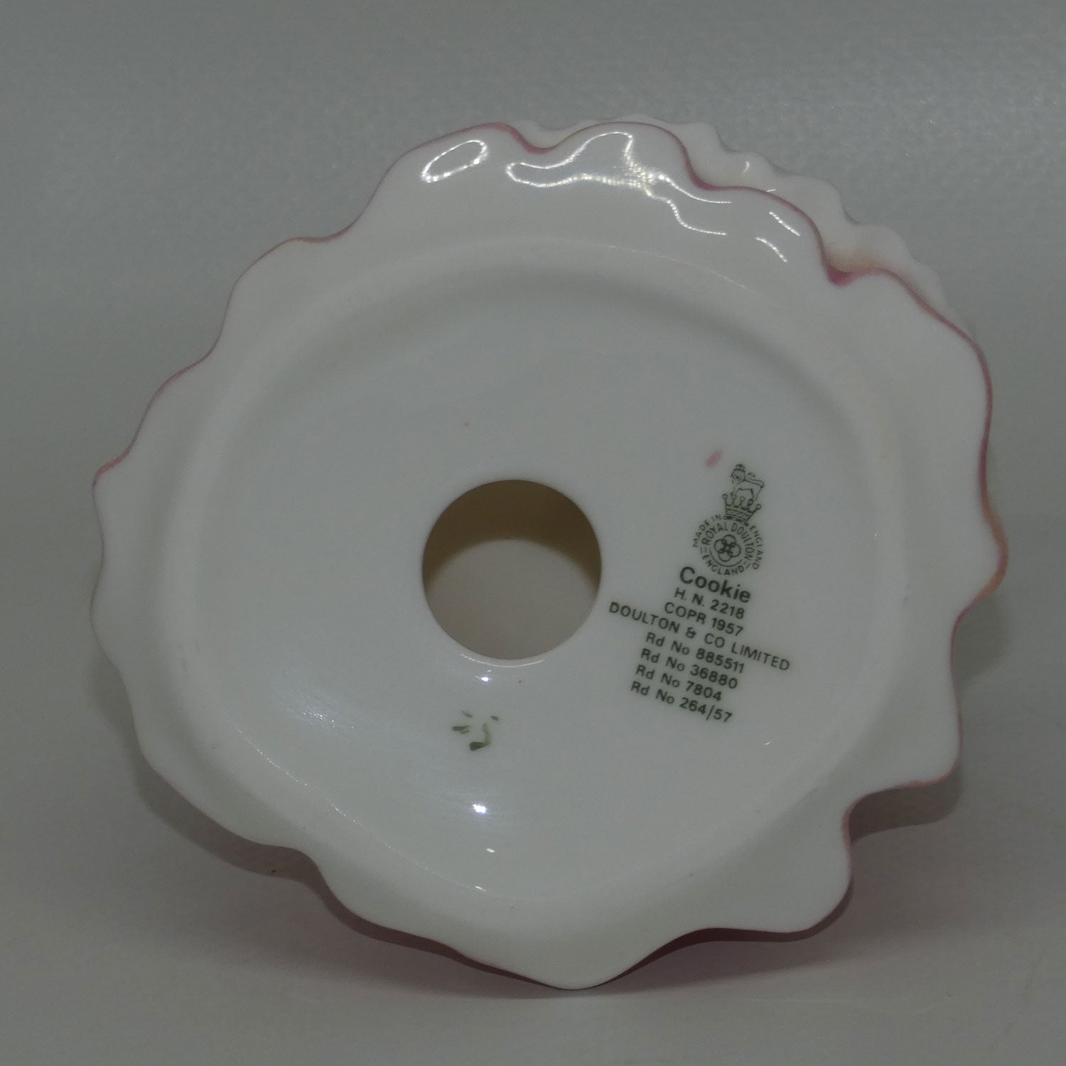 hn2218-royal-doulton-figure-cookie