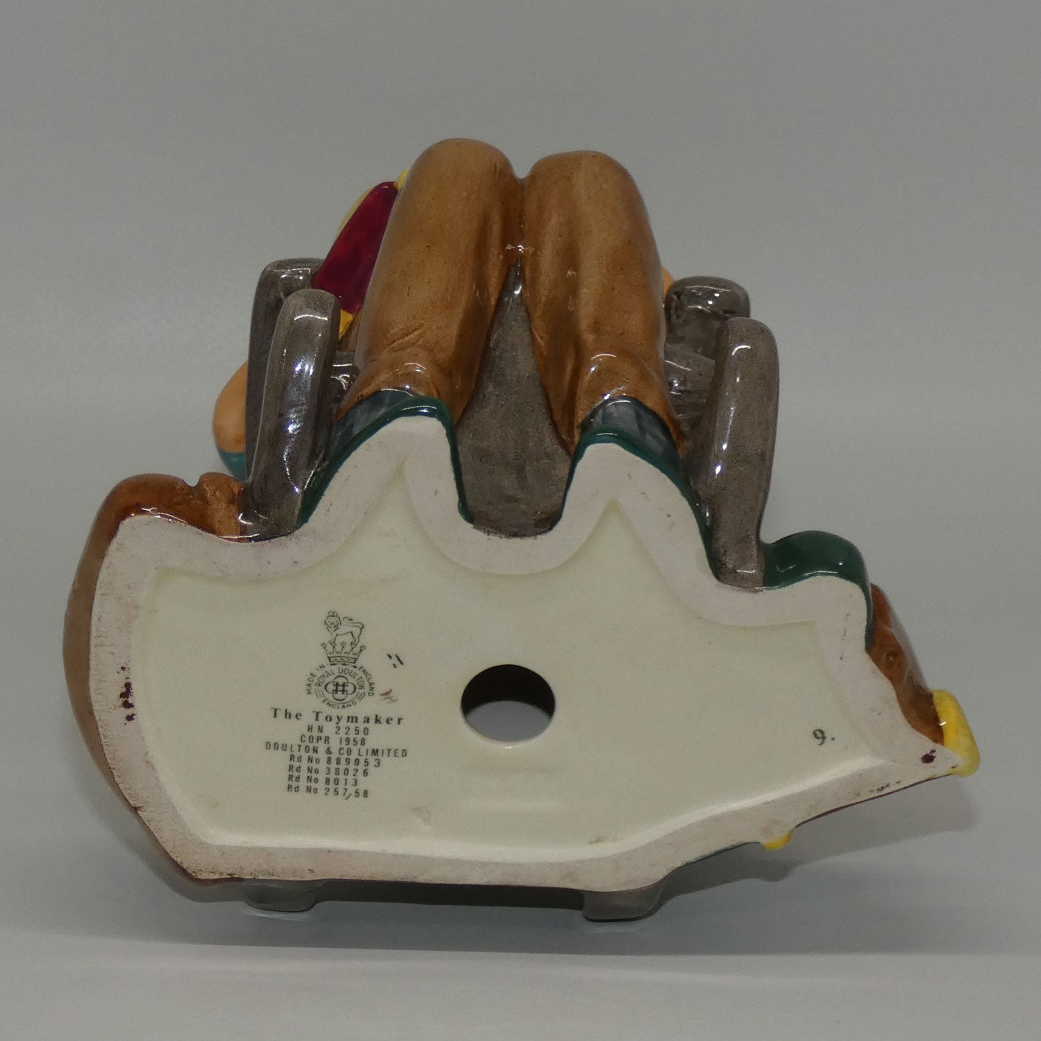 hn2250-royal-doulton-figure-the-toymaker