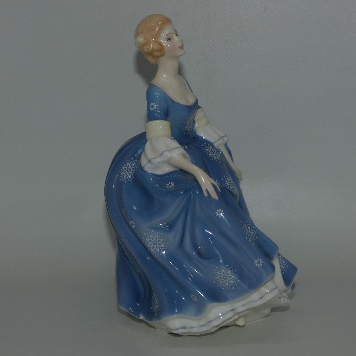 hn2335-royal-doulton-figure-hilary